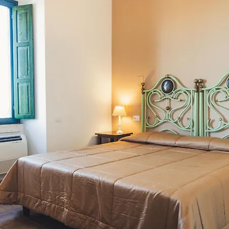 Masseria Santa Teresa *