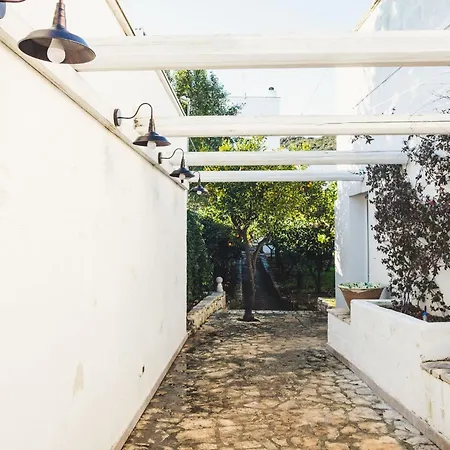 Masseria Santa Teresa *